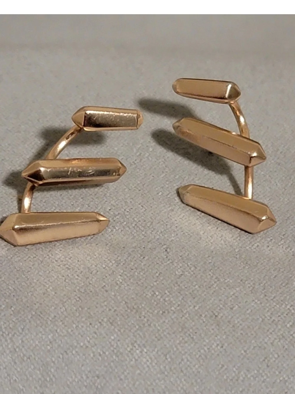 Kendra Scott earrings are